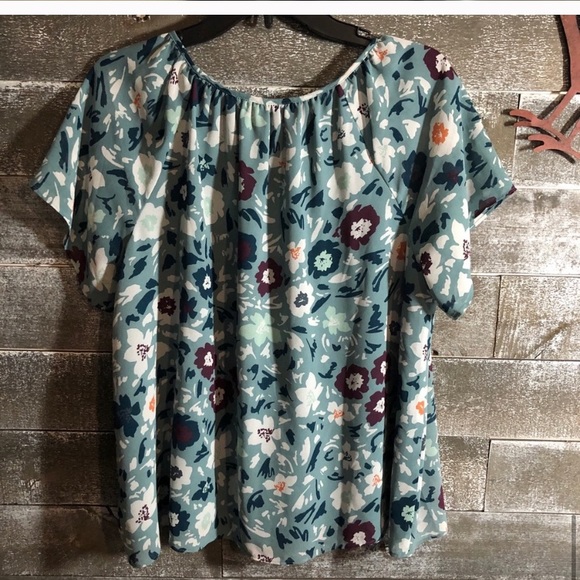 Loft Blue Smocked Shirt Sleeve Flowy Top M EUC - Picture 5 of 5